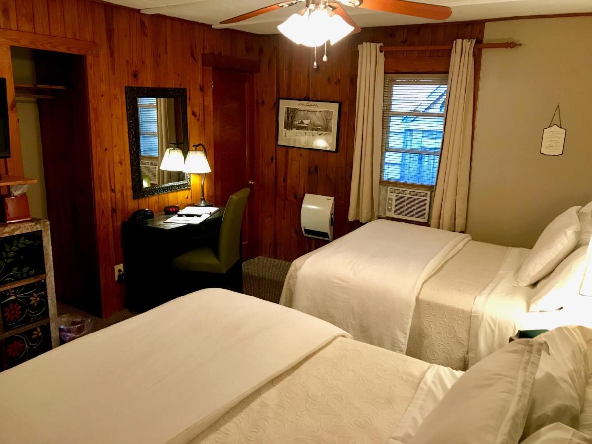 Mountainaire Inn And Log Cabins Blowing Rock Exteriör bild