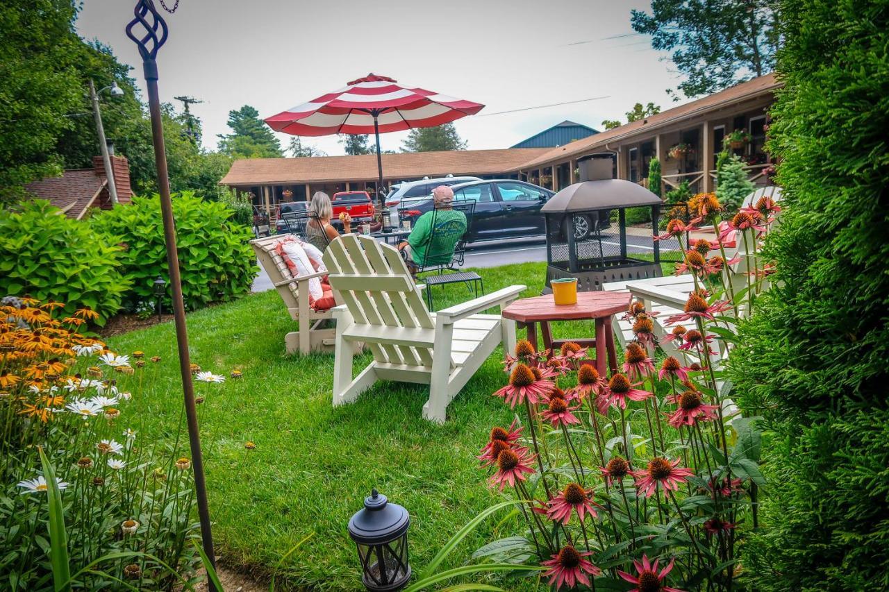 Mountainaire Inn And Log Cabins Blowing Rock Exteriör bild
