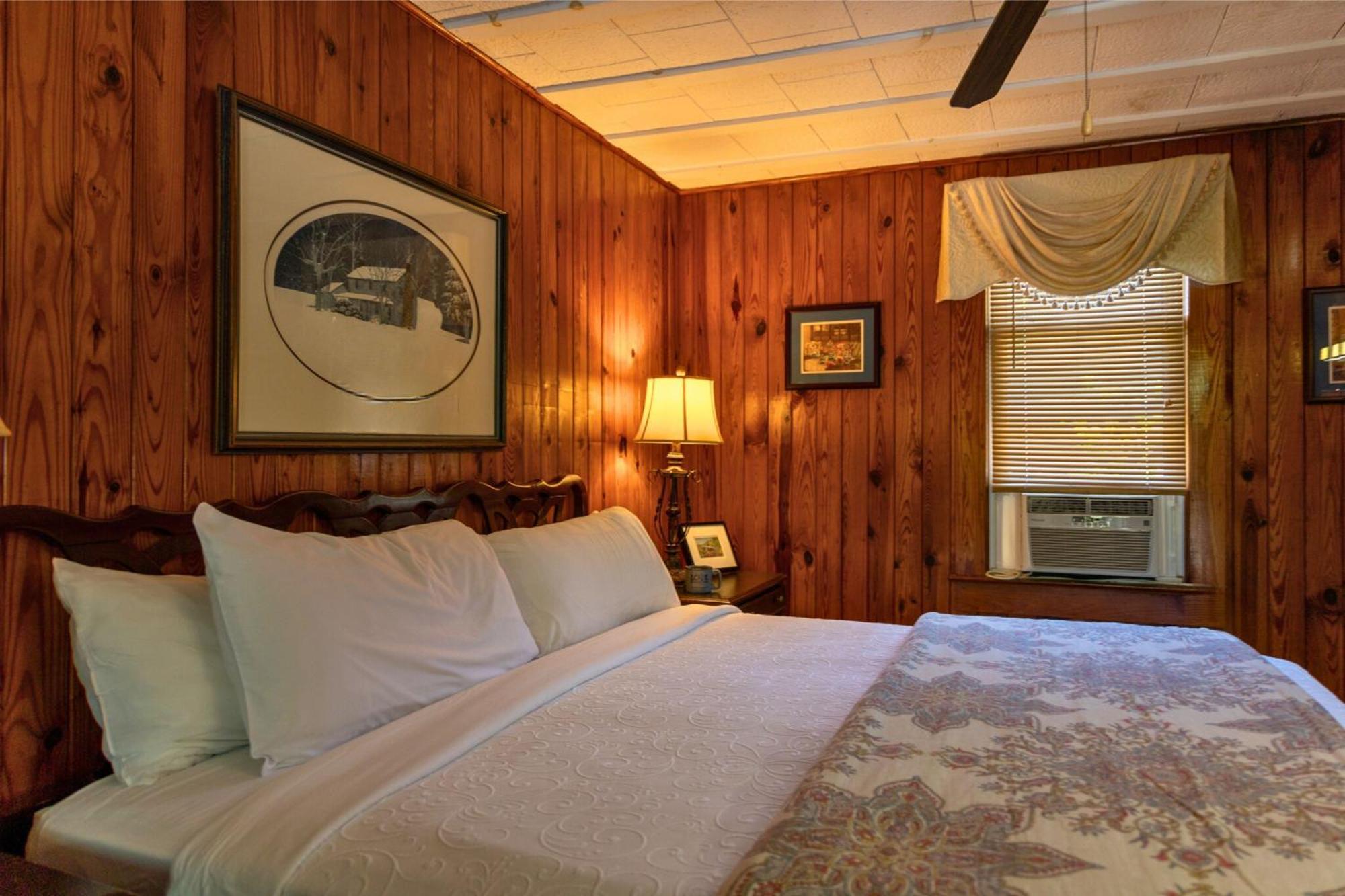 Mountainaire Inn And Log Cabins Blowing Rock Exteriör bild