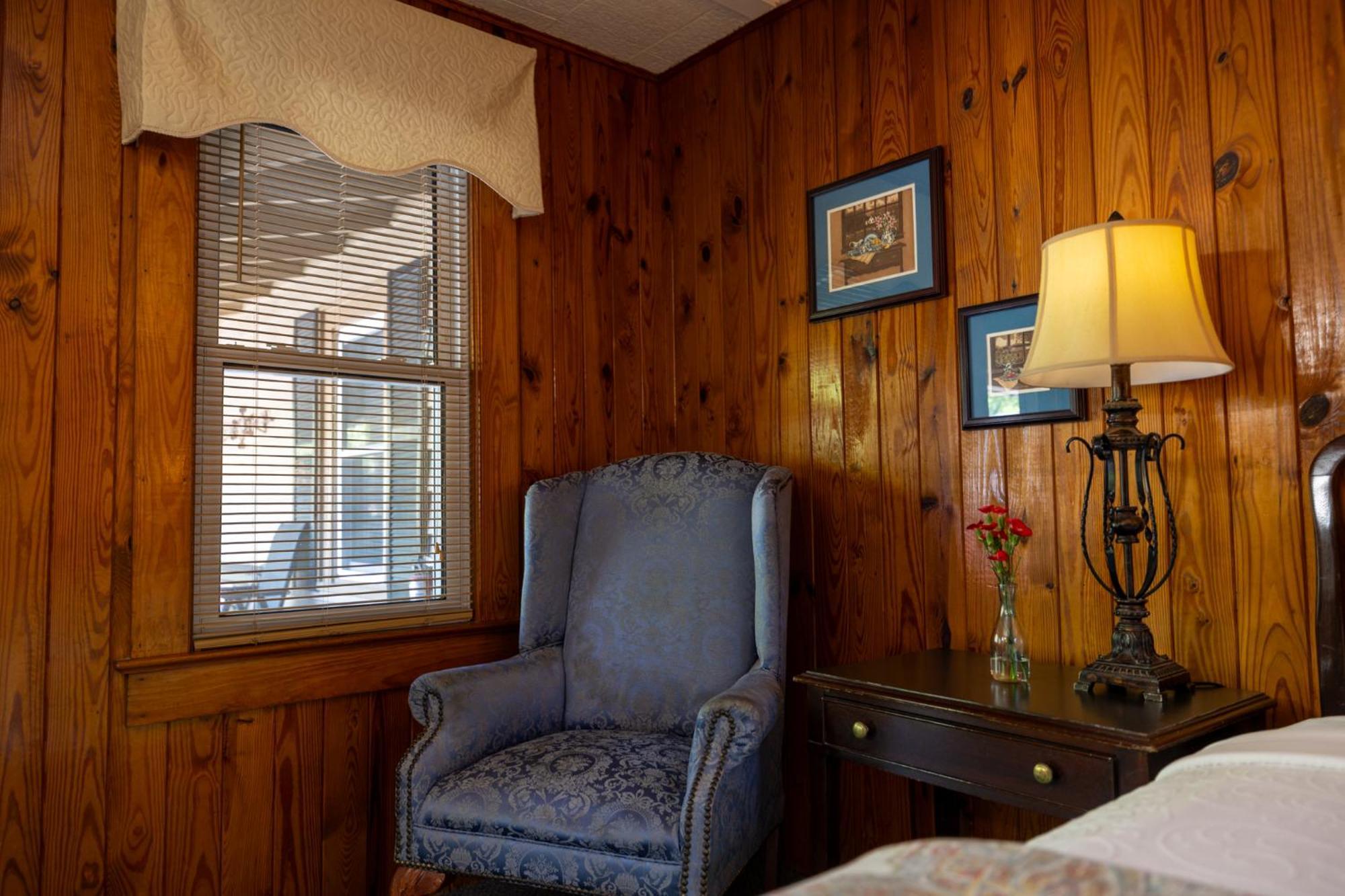 Mountainaire Inn And Log Cabins Blowing Rock Exteriör bild