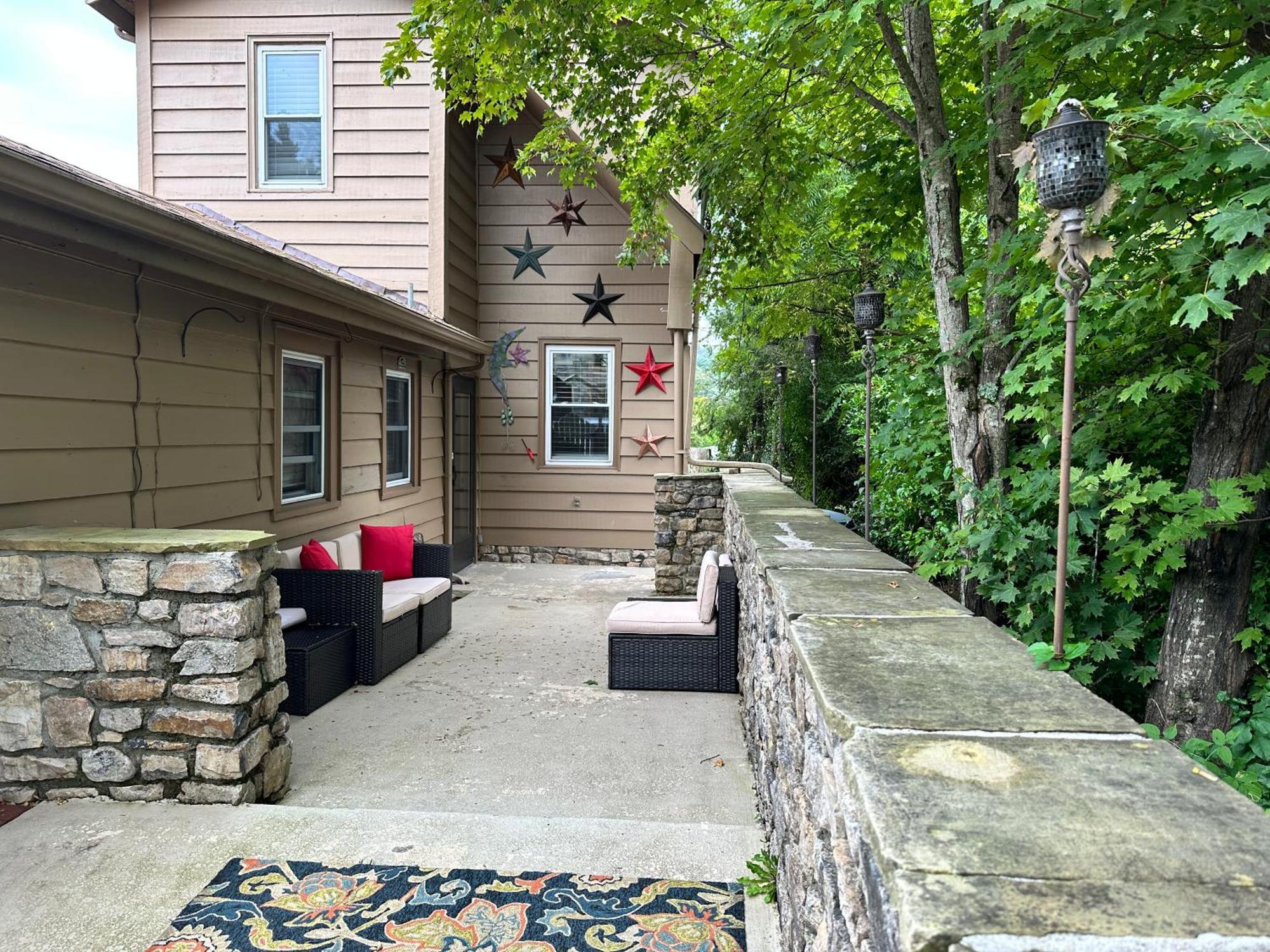 Mountainaire Inn And Log Cabins Blowing Rock Exteriör bild