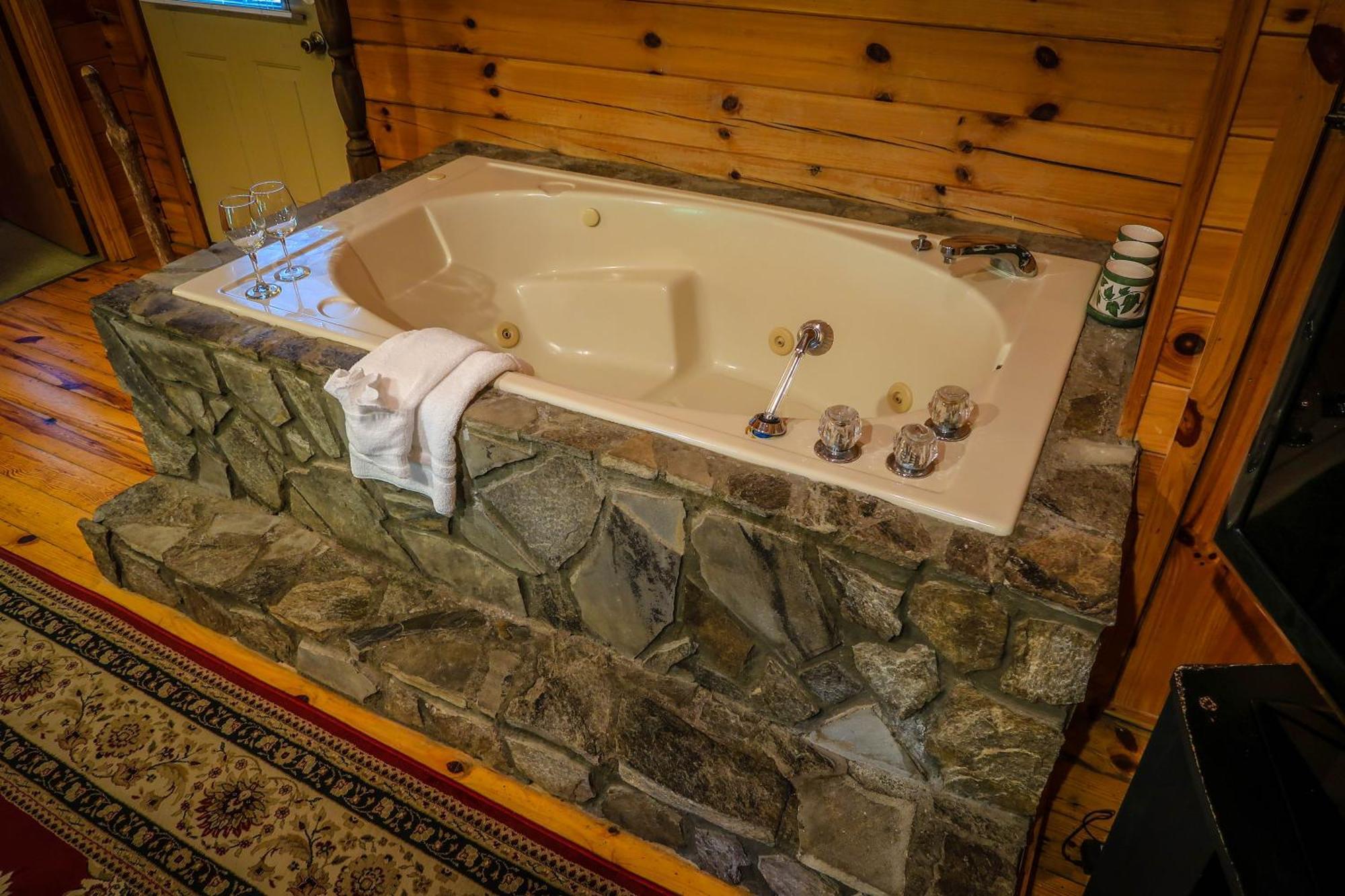 Mountainaire Inn And Log Cabins Blowing Rock Exteriör bild